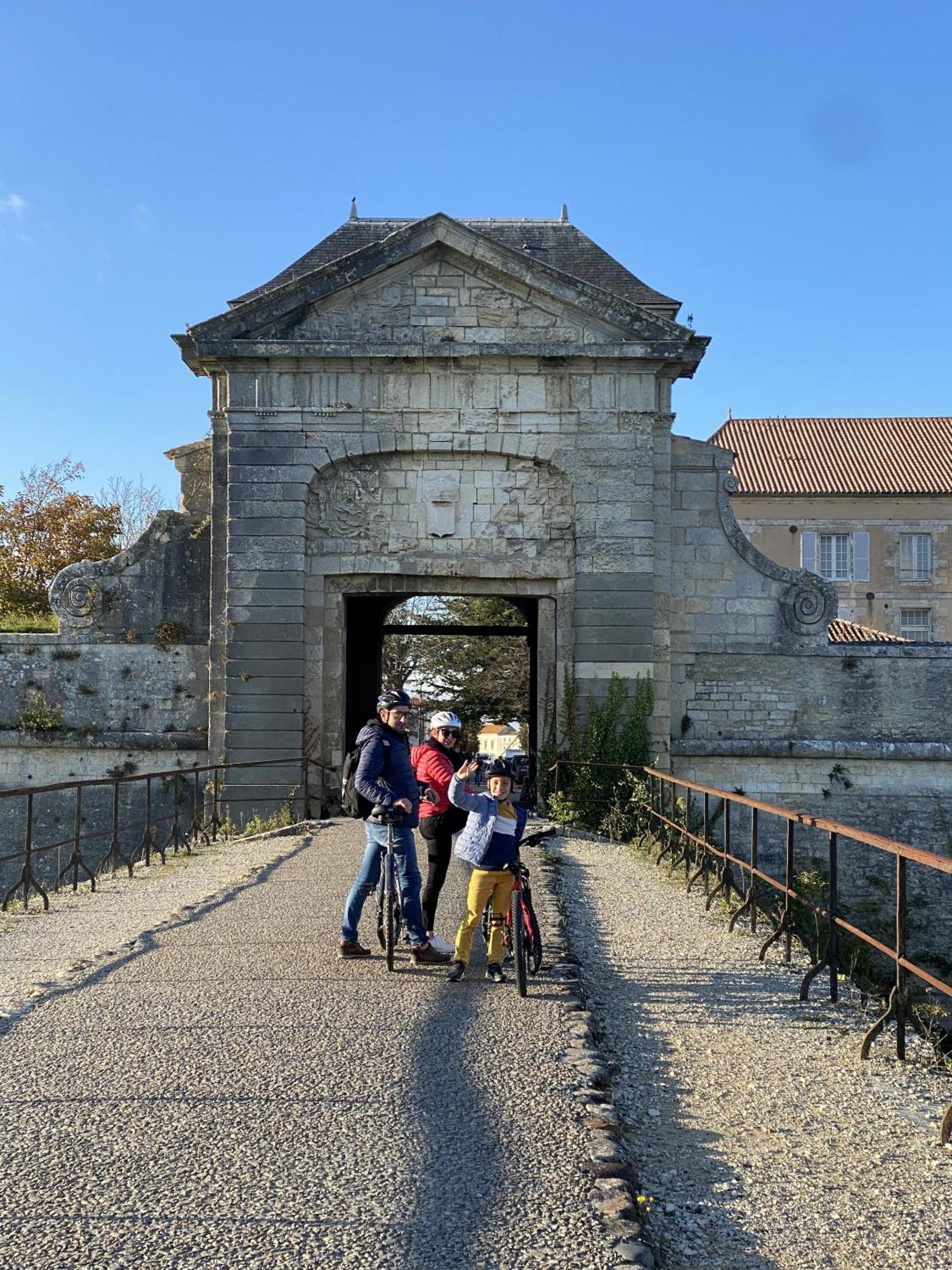 Les Remparts Apartment Saint-Martin-de-Ré Екстериор снимка