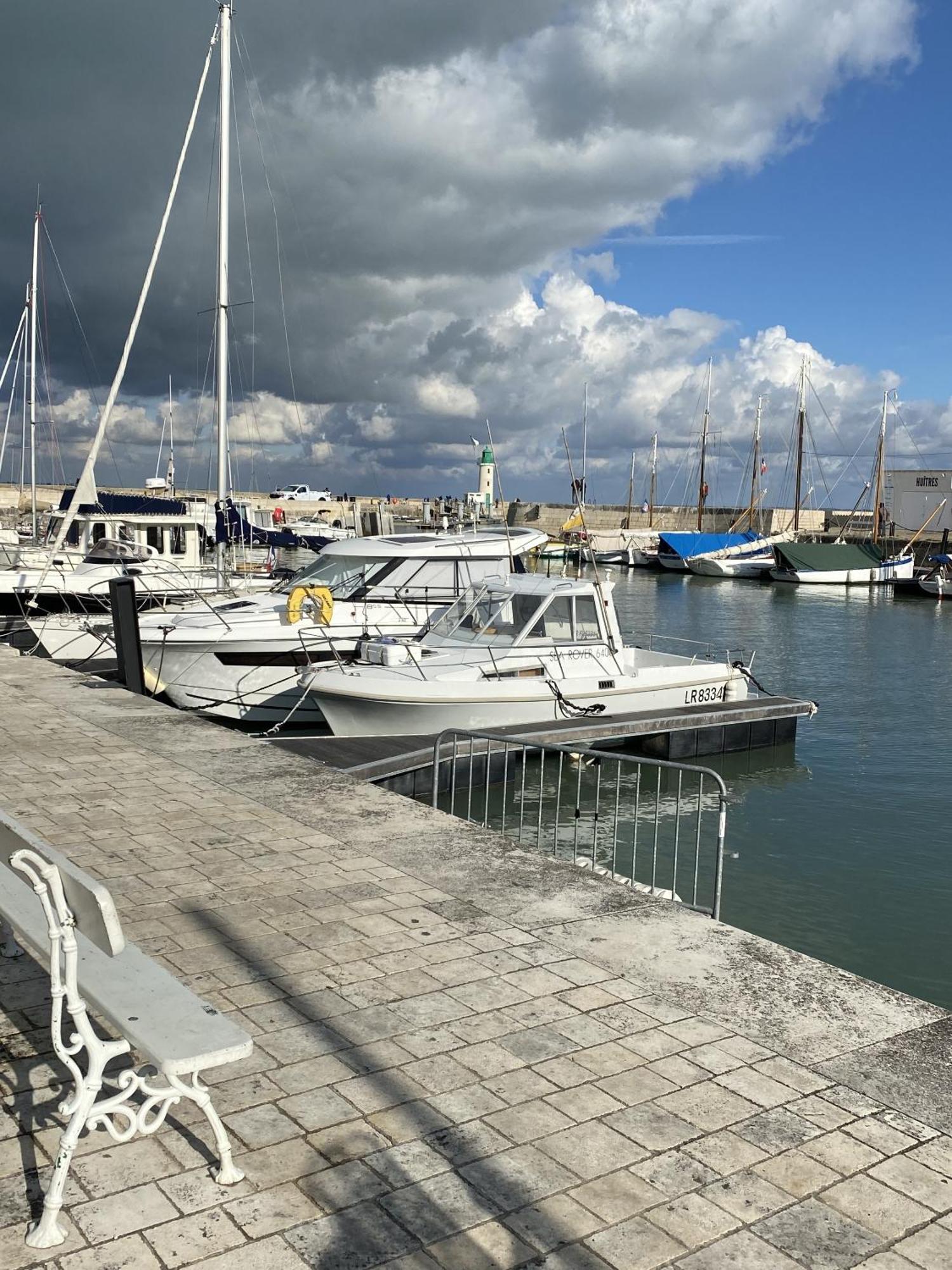 Les Remparts Apartment Saint-Martin-de-Ré Екстериор снимка