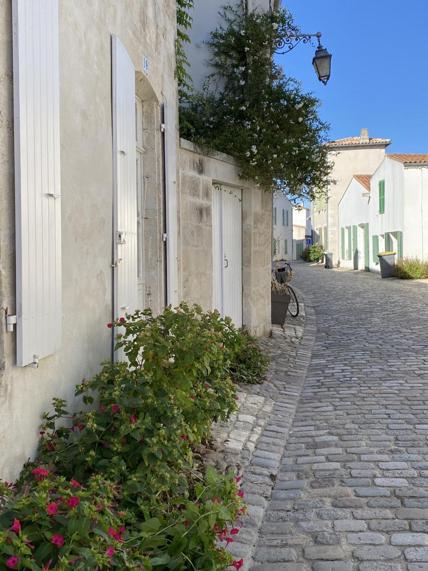Les Remparts Apartment Saint-Martin-de-Ré Екстериор снимка
